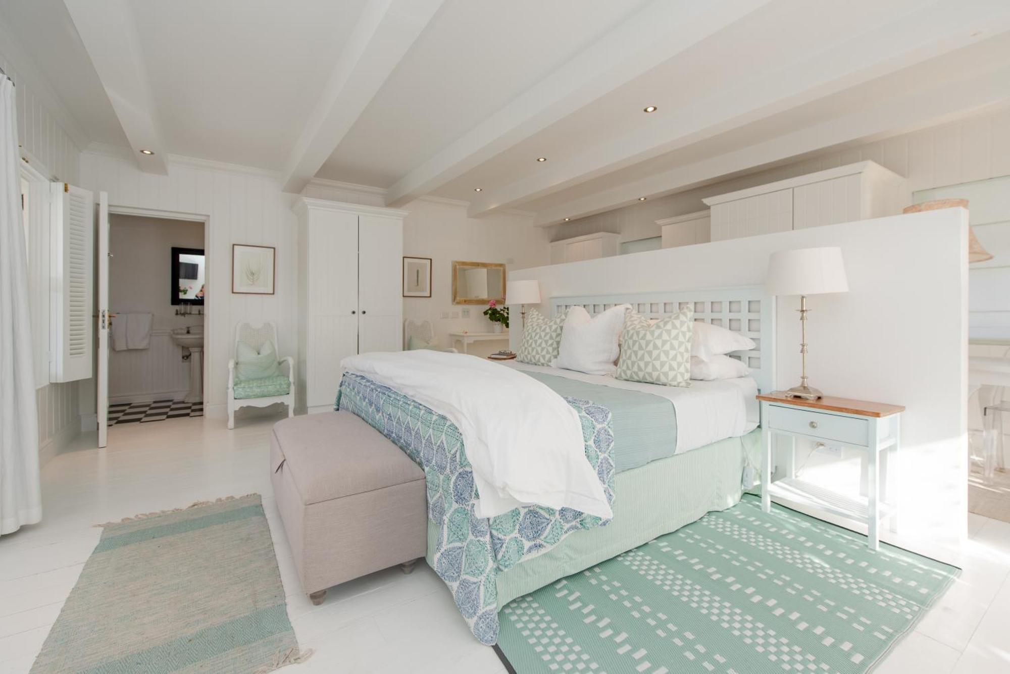 Southern Cross Beach House Plettenberg Bay Rum bild